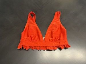Wolf & Whistle Women bikini top Gold Buckle 6DDD Red